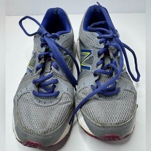 New Balance Blue and Gray Sneakers Size 7.5D